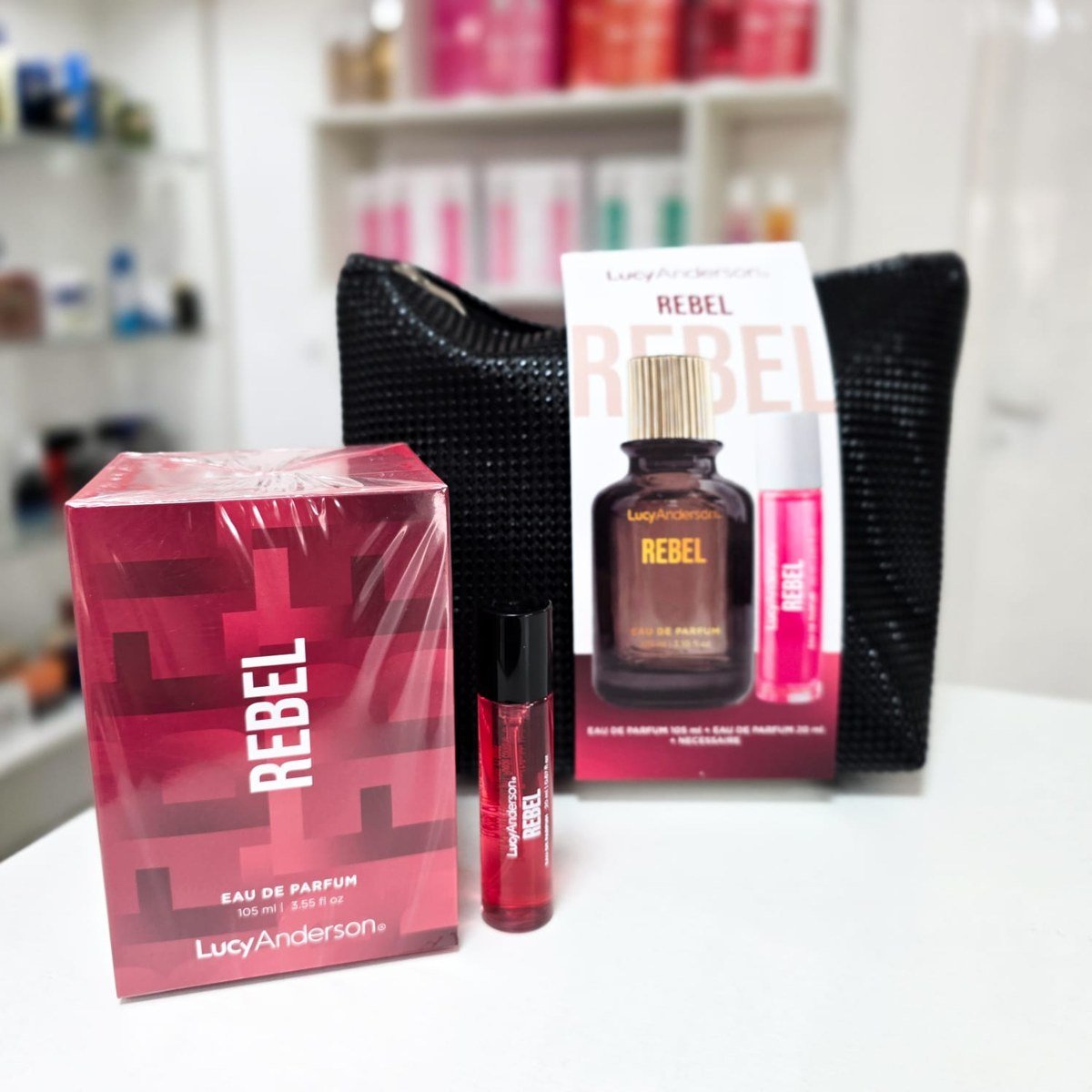 Set Lucy Anderson Rebel con Neceser. Sets de regalo. Antonia - Perfumería & Maquillaje